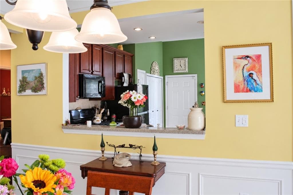 3 bedroom, 2 bathroom, 1,388 sq ft single family residence for sale at 144 Begonia Court, Griffin, GA 30223 — photo 5