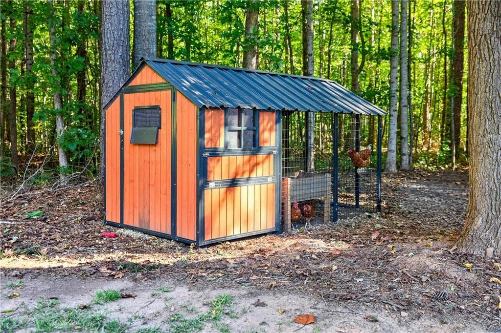4 bedroom, 3 bathroom, 2,073 sq ft single family residence for sale at 449 Stallsworth Road, Mcdonough, GA 30252 — photo 9