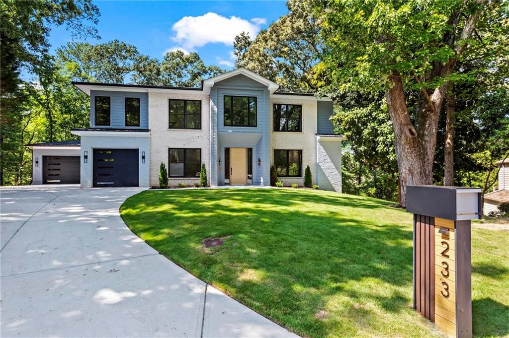 6 bedroom, 9 bathroom, 5,855 sq ft single family residence for sale at 233 Brookcliff Trace, Marietta, GA 30068 — photo 3