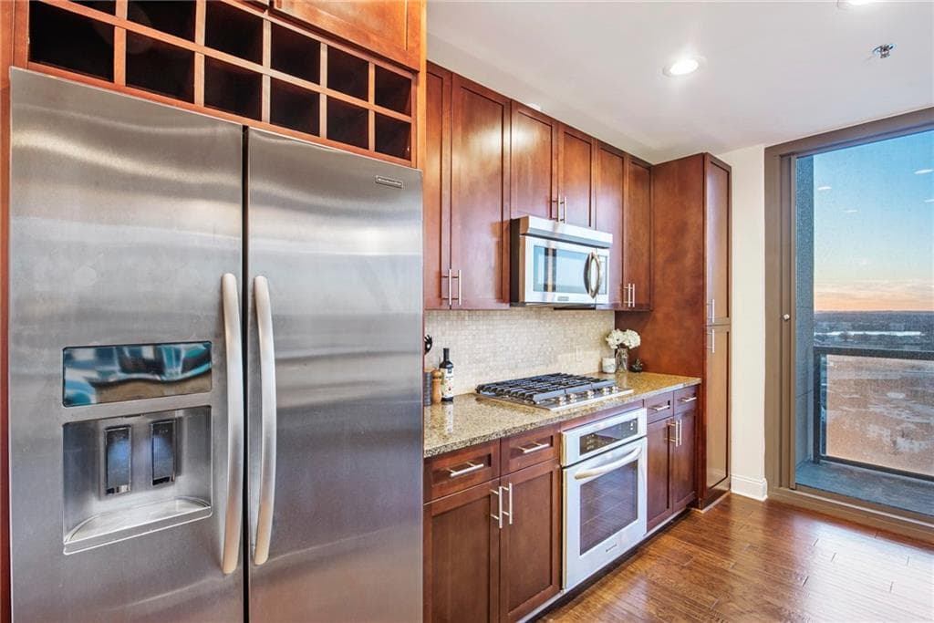 2 bedroom, 3 bathroom, 1,369 sq ft condominium for rent at 270 17th Street 2610, Atlanta, GA 30363 for $3,750 a month — photo 8
