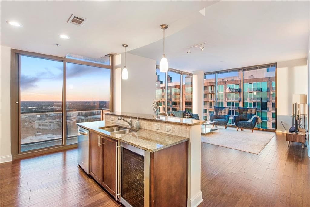 2 bedroom, 3 bathroom, 1,369 sq ft condominium for rent at 270 17th Street 2610, Atlanta, GA 30363 for $3,750 a month — photo 9