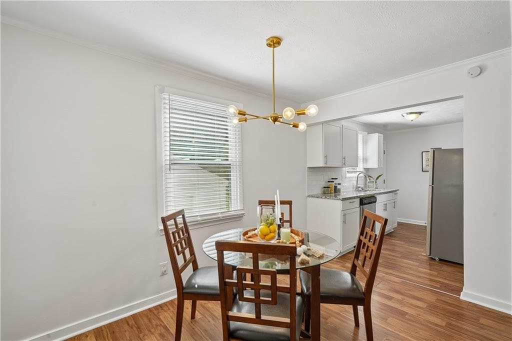 3 bedroom, 2 bathroom, 1,190 sq ft single family residence for sale at 1367 Kenilworth Drive, Atlanta, GA 30310 — photo 9