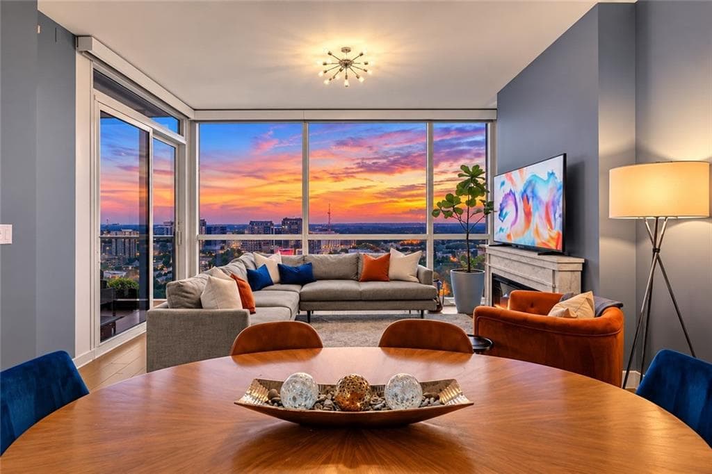 2 bedroom, 1 bathroom, 1,120 sq ft condominium for sale at 3325 Piedmont Road 2503, Atlanta, GA 30305