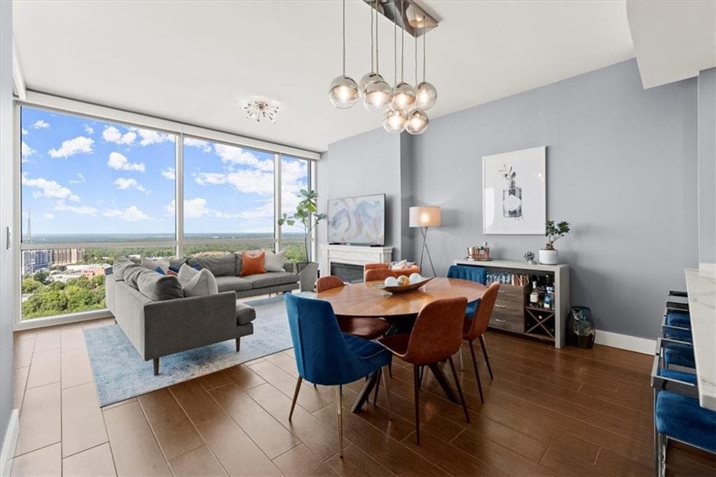 2 bedroom, 1 bathroom, 1,120 sq ft condominium for sale at 3325 Piedmont Road 2503, Atlanta, GA 30305 — photo 7