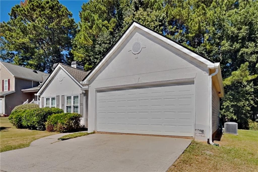 3 bedroom, 2 bathroom, 1,344 sq ft single family residence for rent at 320 Jamaica Cove, Marietta, GA 30008 for $1,975 a month — photo 1 of 18