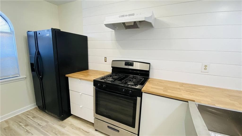 2 bedroom, 2 bathroom, 1,012 sq ft townhouse for rent at 875 Heritage Oaks Drive, Stone Mountain, GA 30088 for $1,850 a month — photo 4