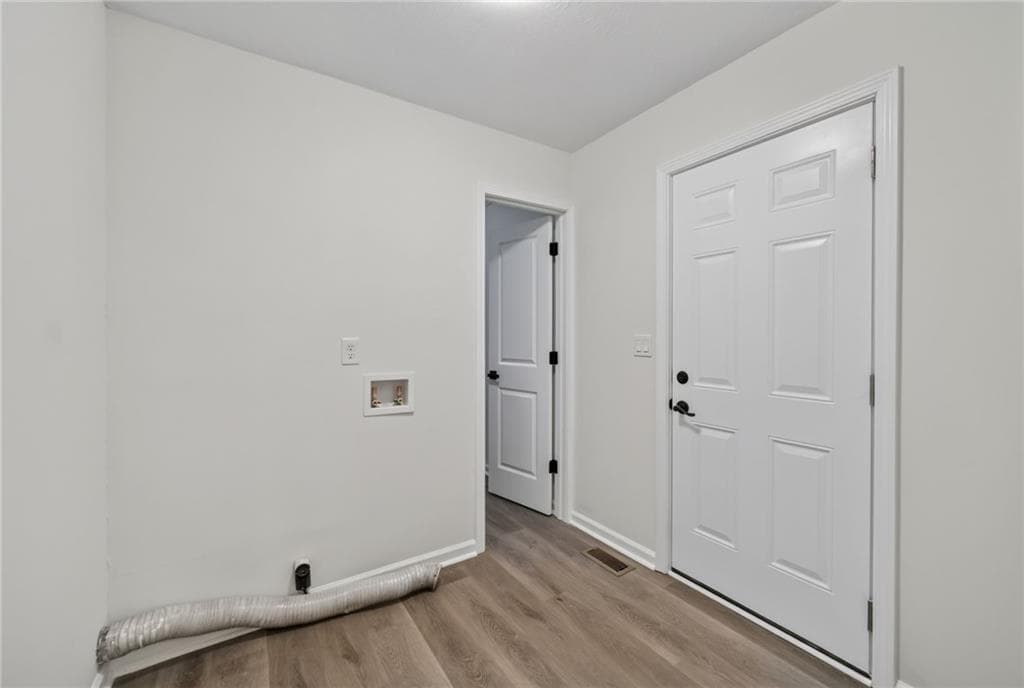 3 bedroom, 2 bathroom, 1,485 sq ft single family residence for sale at 3137 Esther Drive, Gainesville, GA 30504 — photo 9