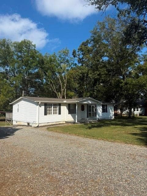 3 bedroom, 2 bathroom, 1,248 sq ft single family residence for sale at 6078 Farmer Road, Clermont, GA 30527 — photo 3