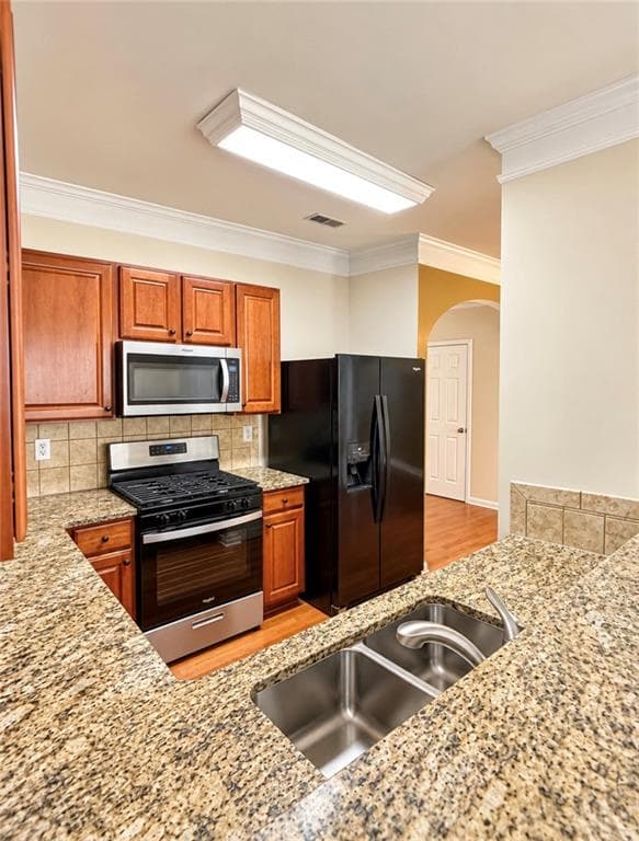 2 bedroom, 3 bathroom, 1,594 sq ft townhouse for rent at 9776 Preswicke Point, Alpharetta, GA 30022 for $2,350 a month — photo 7