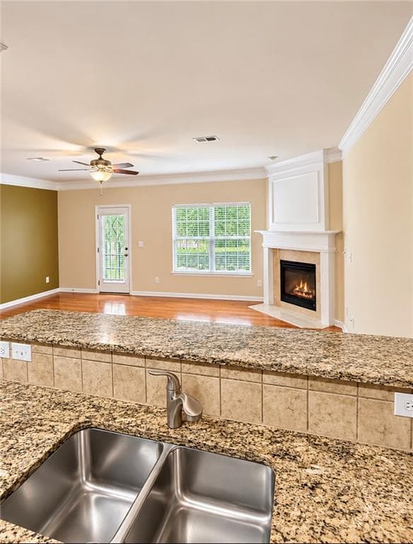 2 bedroom, 3 bathroom, 1,594 sq ft townhouse for rent at 9776 Preswicke Point, Alpharetta, GA 30022 for $2,350 a month — photo 8