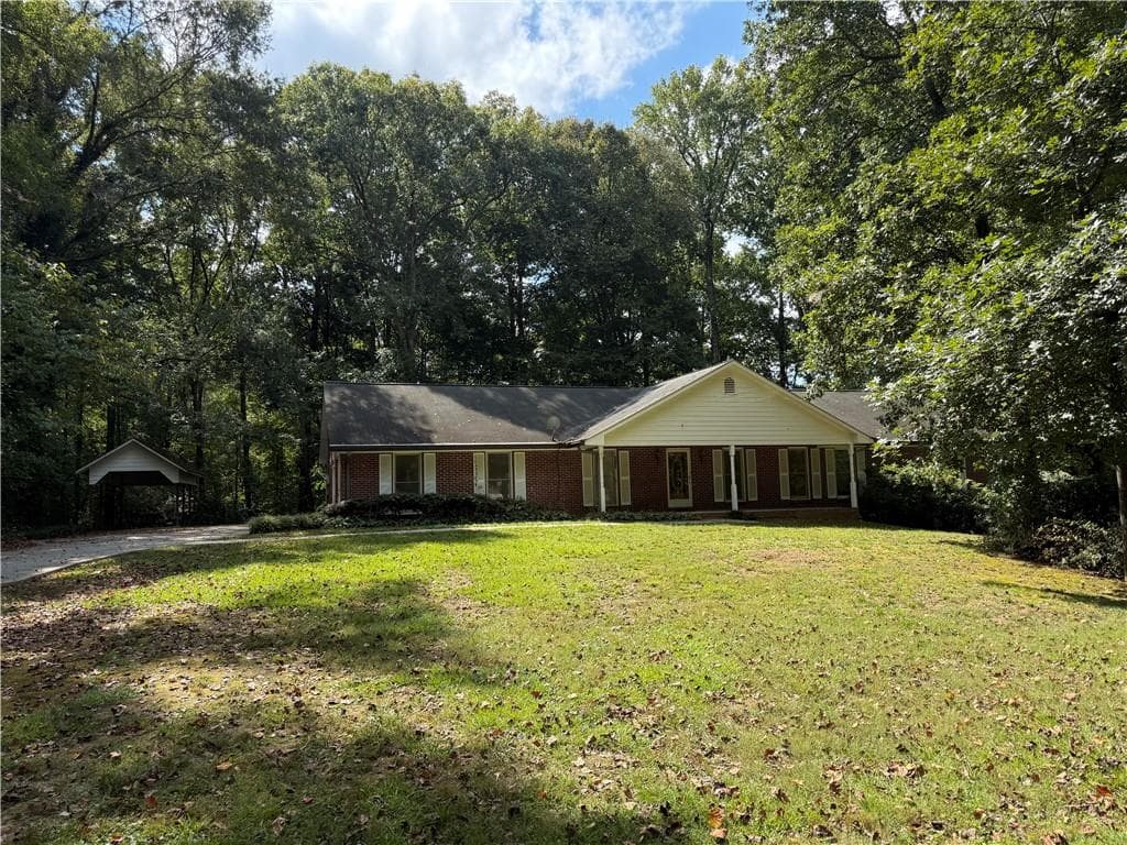 3 bedroom, 3 bathroom, 2,194 sq ft single family residence for rent at 2945 Alan Drive, Marietta, GA 30064 for $2,400 a month — photo 1 of 37