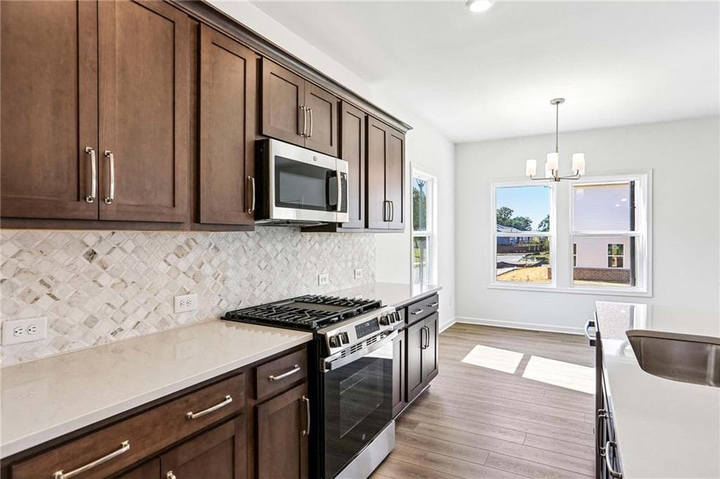 5 bedroom, 4 bathroom, 2,843 sq ft single family residence for sale at 5464 Hargrove Way, Flowery Branch, GA 30542 — photo 9