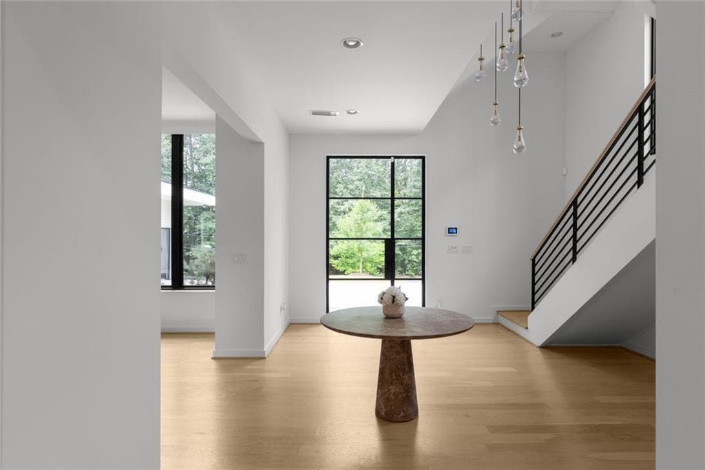 6 bedroom, 5 bathroom, 12,000 sq ft single family residence for sale at 4063 Rickenbacker Drive, Atlanta, GA 30342 — photo 9