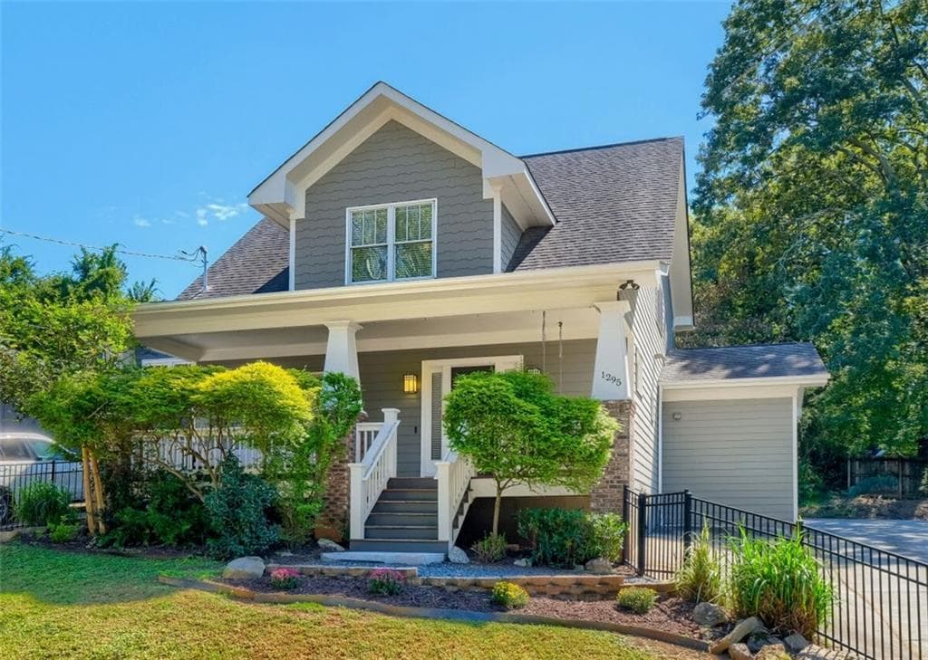 3 bedroom, 3 bathroom, 2,420 sq ft single family residence for sale at 1295 Hardee Street, Atlanta, GA 30307