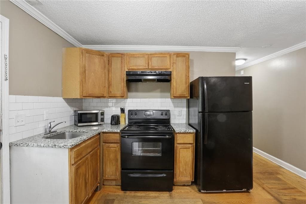 3 bedroom, 1 bathroom, 1,000 sq ft triplex for rent at 891 N Eugenia Place A, Atlanta, GA 30318 for $1,595 a month — photo 7