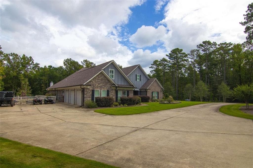 4 bedroom, 5 bathroom, 4,977 sq ft single family residence for sale at 21921 Highway 0315, Waverly Hall, GA 31831 — photo 10