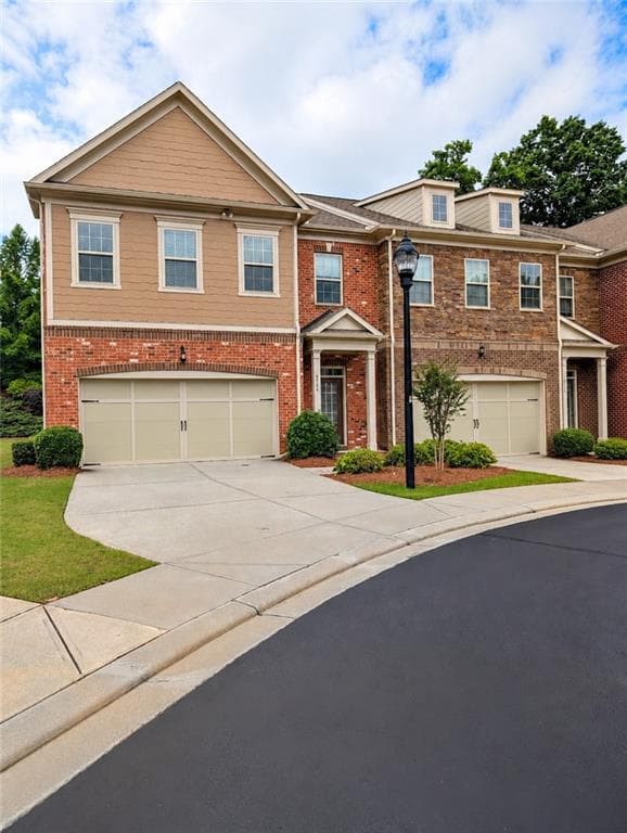 4 bedroom, 4 bathroom, 2,604 sq ft townhouse for sale at 4784 Blue Elm Lane 3, Smyrna, GA 30080