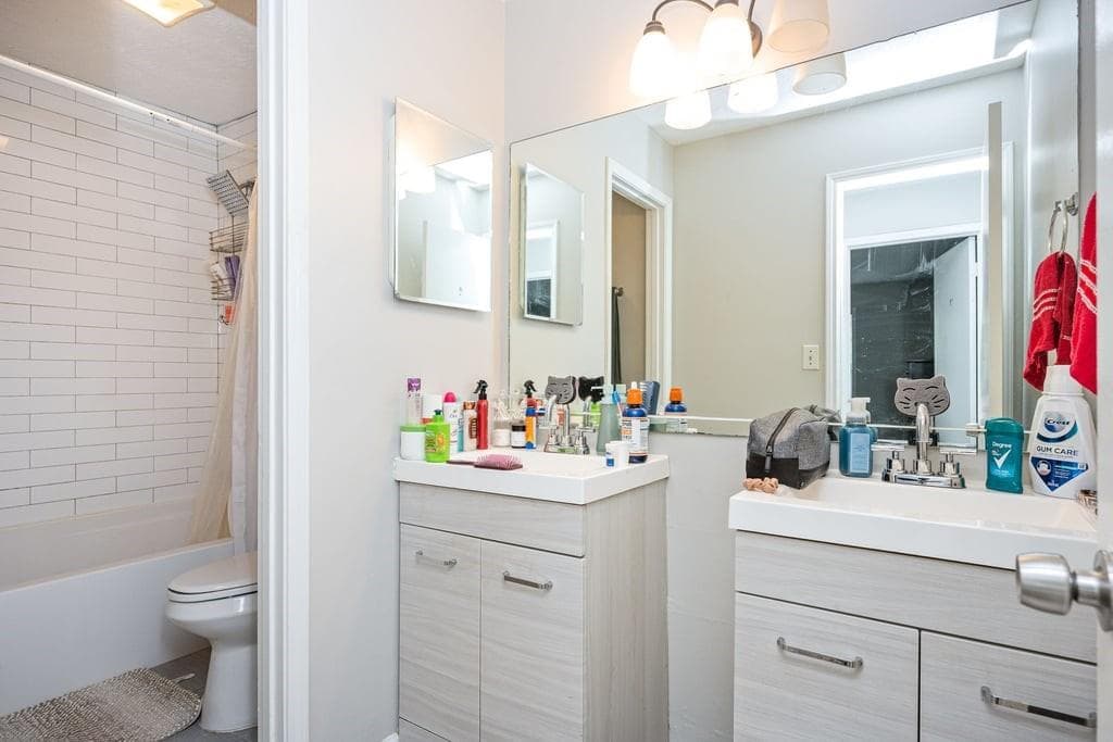 2 bedroom, 1 bathroom, 1,126 sq ft condominium for sale at 1104 Natchez Trace, Sandy Springs, GA 30350 — photo 6