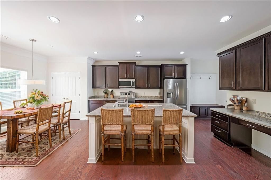 4 bedroom, 3 bathroom, 2,600 sq ft single family residence for sale at 171 Eastridge Way, Dallas, GA 30132 — photo 5