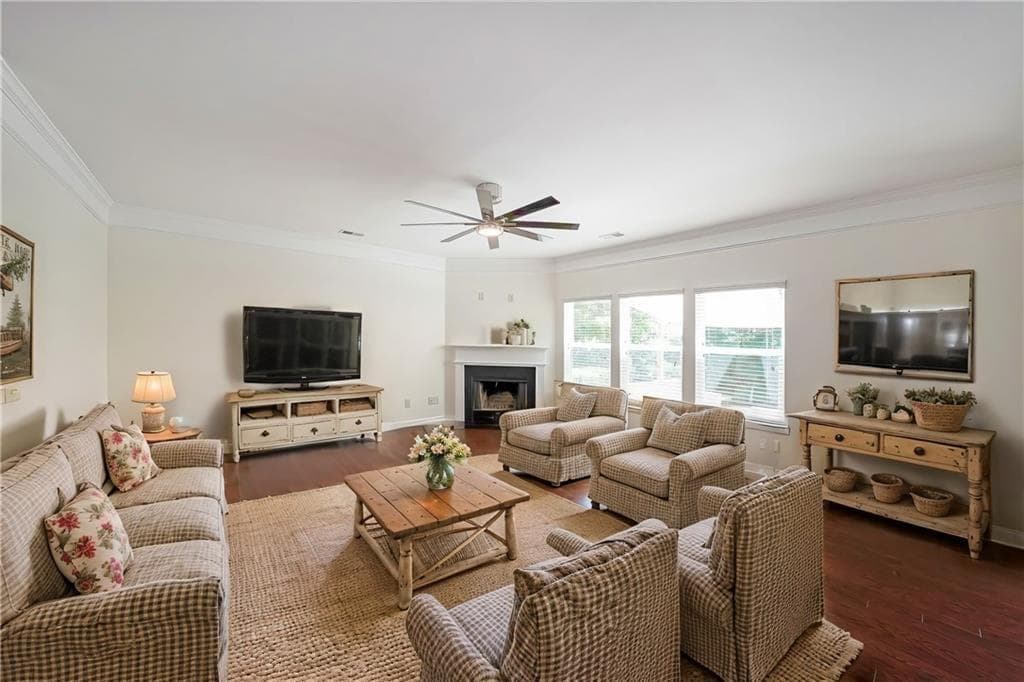 4 bedroom, 3 bathroom, 2,600 sq ft single family residence for sale at 171 Eastridge Way, Dallas, GA 30132 — photo 6