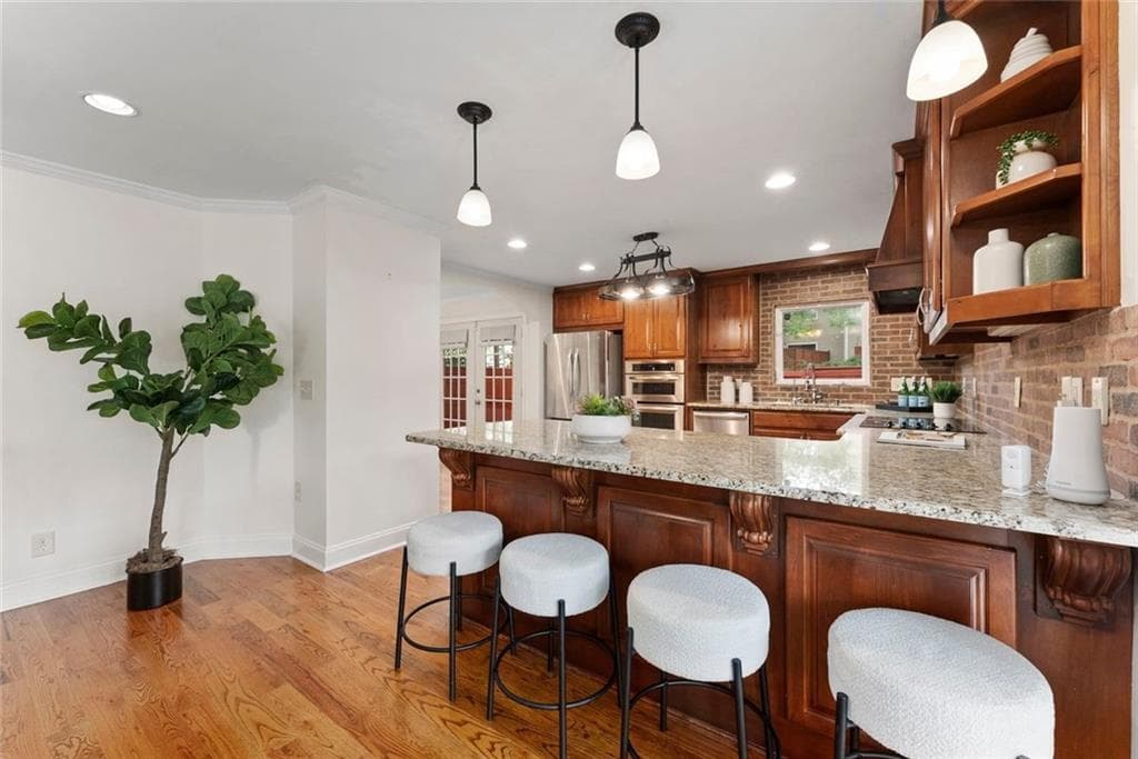 3 bedroom, 3 bathroom, 2,786 sq ft townhouse for sale at 18 Basswood Circle, Sandy Springs, GA 30328 — photo 8
