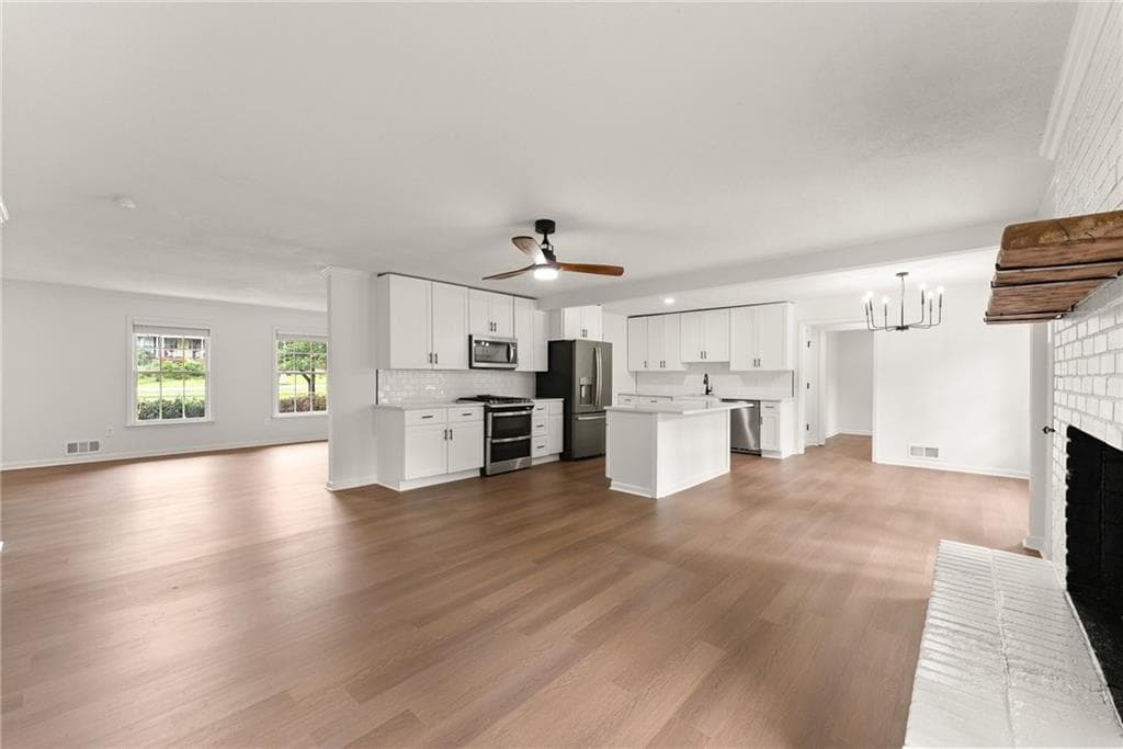 4 bedroom, 3 bathroom, 2,164 sq ft single family residence for sale at 570 Cedar Creek Drive, Athens, GA 30605 — photo 4