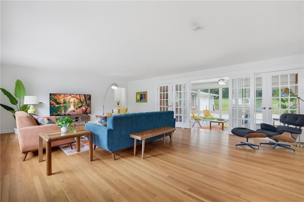 3 bedroom, 2 bathroom, 2,216 sq ft single family residence for sale at 1468 Lavista Road, Atlanta, GA 30324 — photo 4