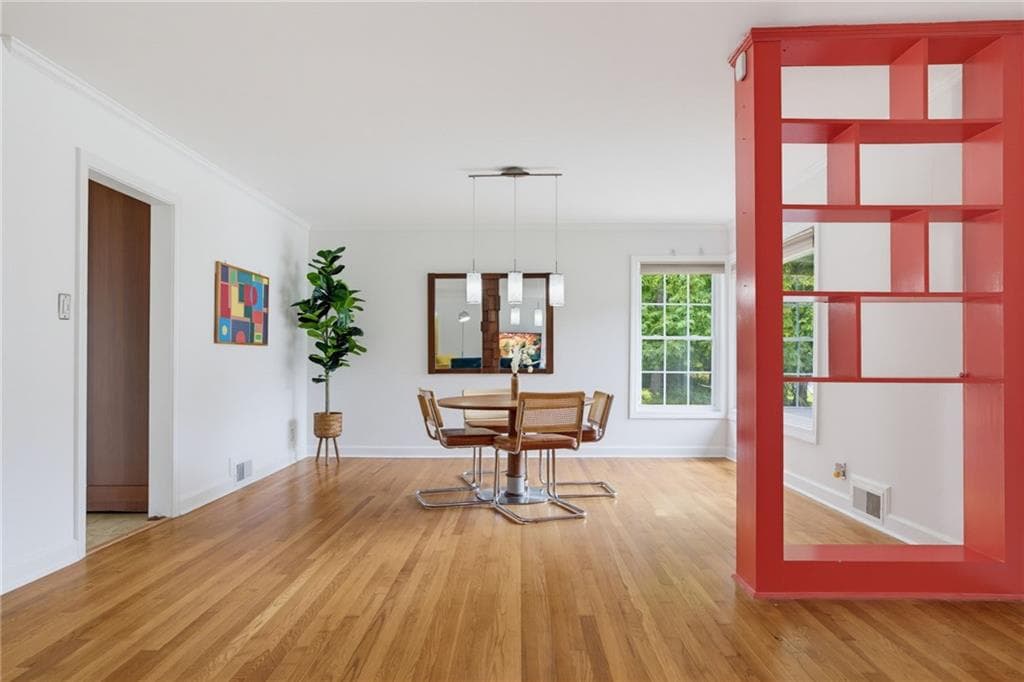 3 bedroom, 2 bathroom, 2,216 sq ft single family residence for sale at 1468 Lavista Road, Atlanta, GA 30324 — photo 6
