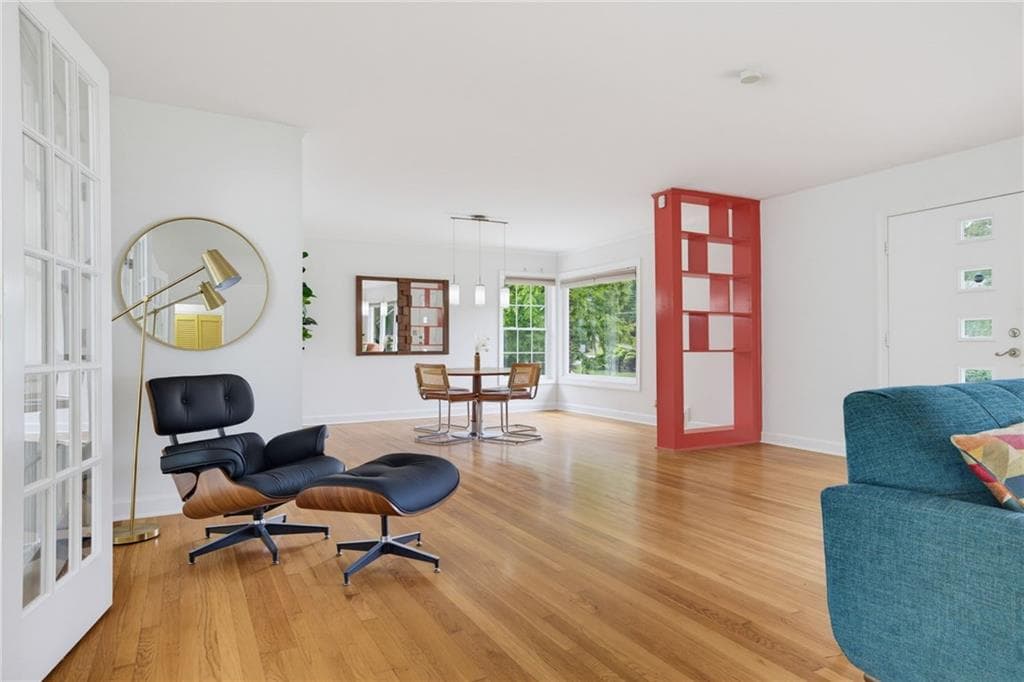 3 bedroom, 2 bathroom, 2,216 sq ft single family residence for sale at 1468 Lavista Road, Atlanta, GA 30324 — photo 7