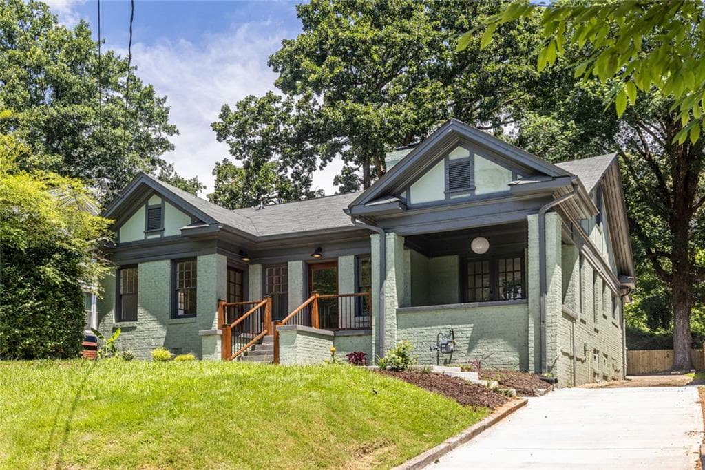4 bedroom, 3 bathroom, 2,100 sq ft single family residence for sale at 1615 Stokes Avenue, Atlanta, GA 30310