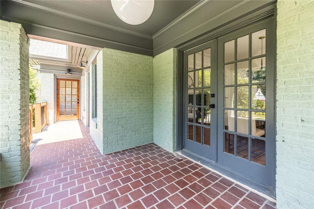 4 bedroom, 3 bathroom, 2,100 sq ft single family residence for sale at 1615 Stokes Avenue, Atlanta, GA 30310 — photo 7