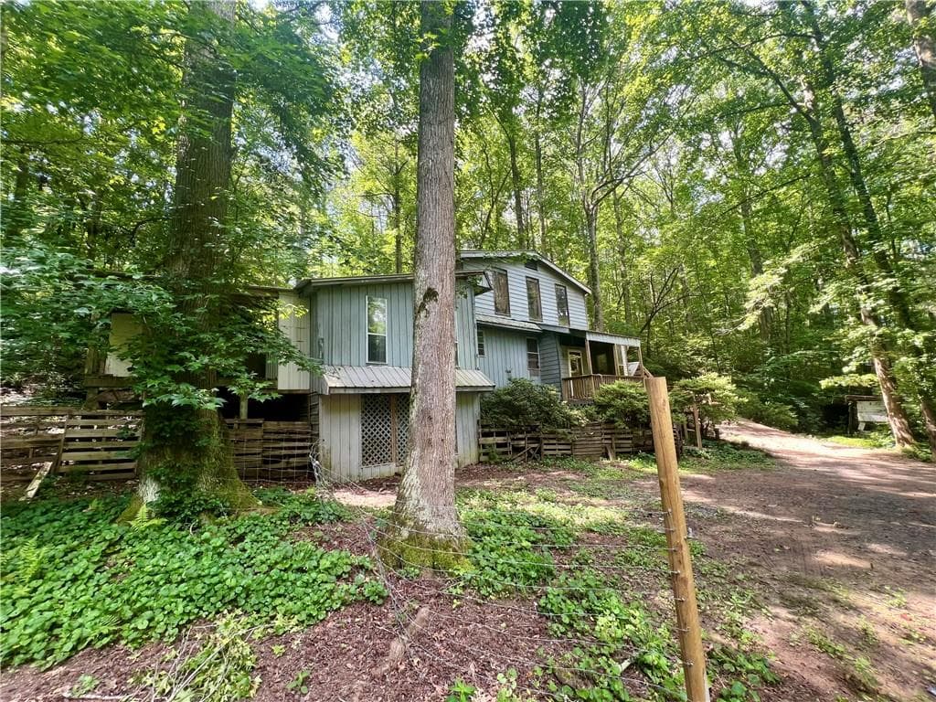 3 bedroom, 1 bathroom, 1,655 sq ft single family residence for sale at 345 Banner Circle, Ellijay, GA 30540 — photo 5