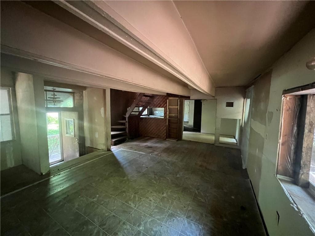 3 bedroom, 1 bathroom, 1,655 sq ft single family residence for sale at 345 Banner Circle, Ellijay, GA 30540 — photo 9