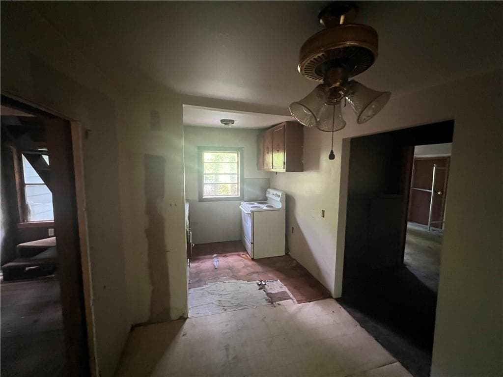 3 bedroom, 1 bathroom, 1,655 sq ft single family residence for sale at 345 Banner Circle, Ellijay, GA 30540 — photo 10