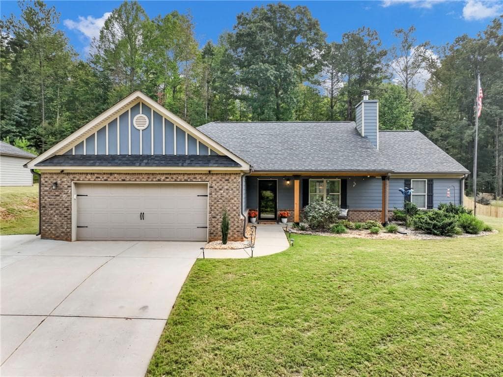 4 bedroom, 3 bathroom, 2,208 sq ft single family residence for sale at 433 Emily Forest Way, Pendergrass, GA 30567