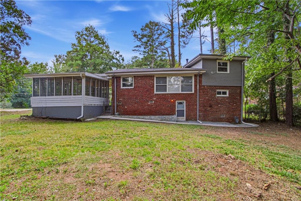 4 bedroom, 2 bathroom, 1,517 sq ft single family residence for sale at 3454 Primrose Place, Decatur, GA 30032 — photo 5