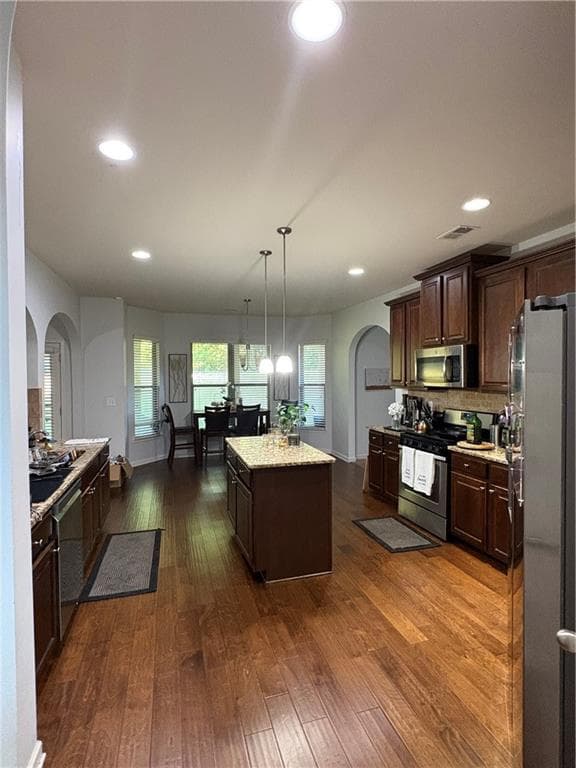 4 bedroom, 3 bathroom, 3,156 sq ft single family residence for rent at 1682 Stone Meadow Road, Lithonia, GA 30058 for $2,999 a month — photo 3