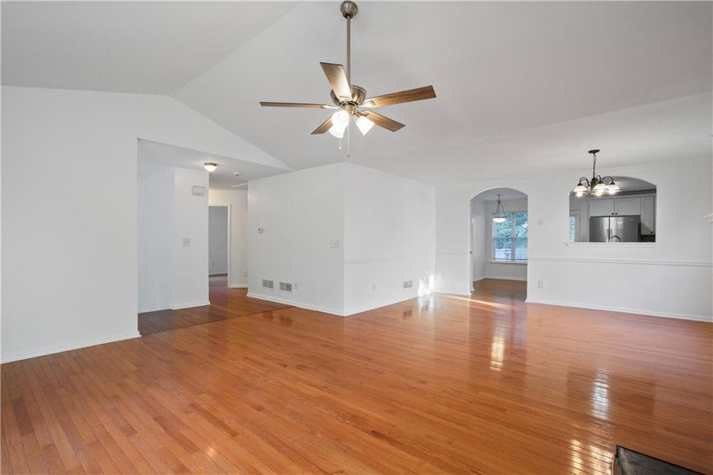 5 bedroom, 3 bathroom, 2,650 sq ft single family residence for sale at 1068 S Gordon Road, Austell, GA 30168 — photo 3