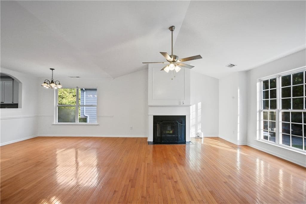 5 bedroom, 3 bathroom, 2,650 sq ft single family residence for sale at 1068 S Gordon Road, Austell, GA 30168 — photo 4