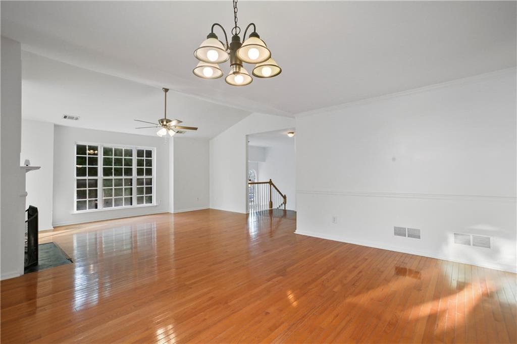 5 bedroom, 3 bathroom, 2,650 sq ft single family residence for sale at 1068 S Gordon Road, Austell, GA 30168 — photo 5