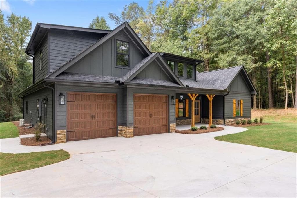 4 bedroom, 3 bathroom, 2,200 sq ft single family residence for sale at 1810 Sandy Flat Road, Bowdon, GA 30108 — photo 4