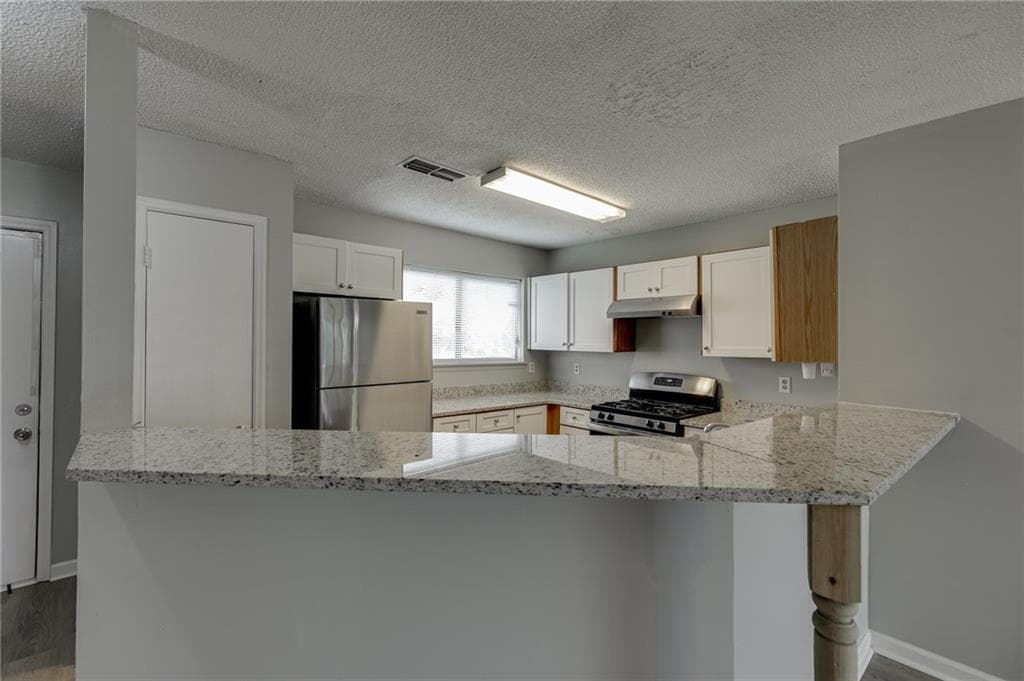 2 bedroom, 3 bathroom, 1,392 sq ft townhouse for rent at 3241 Tennington Place, Lawrenceville, GA 30044 for $1,650 a month — photo 7