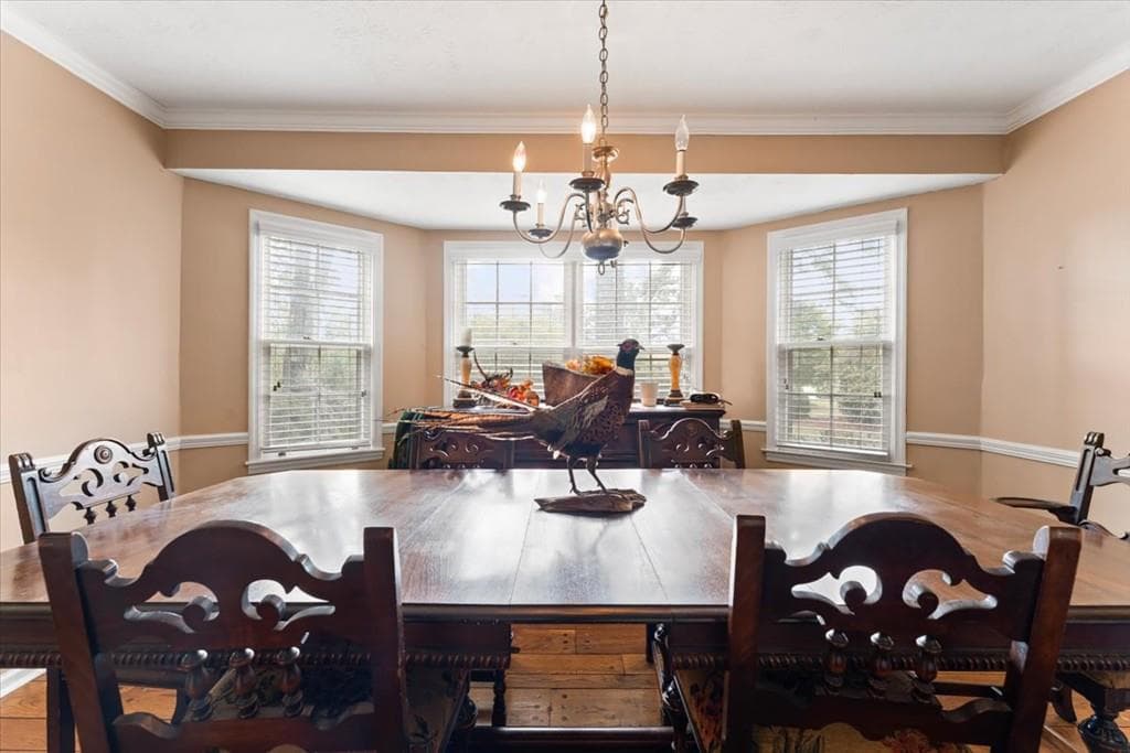 5 bedroom, 3 bathroom, 2,672 sq ft single family residence for rent at 595 Hembree Road, Roswell, GA 30076 for $3,450 a month — photo 10