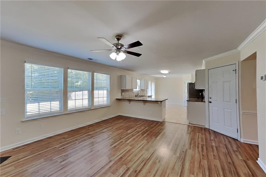 4 bedroom, 3 bathroom, 2,399 sq ft single family residence for rent at 3271 Deer Valley Drive, Acworth, GA 30101 for $2,475 a month — photo 2