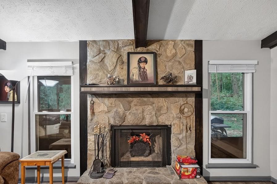 3 bedroom, 2 bathroom, 1,416 sq ft single family residence for sale at 3073 Carmel Drive, Douglasville, GA 30135 — photo 3