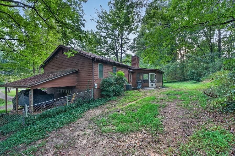 3 bedroom, 2 bathroom, 1,416 sq ft single family residence for sale at 3073 Carmel Drive, Douglasville, GA 30135 — photo 5