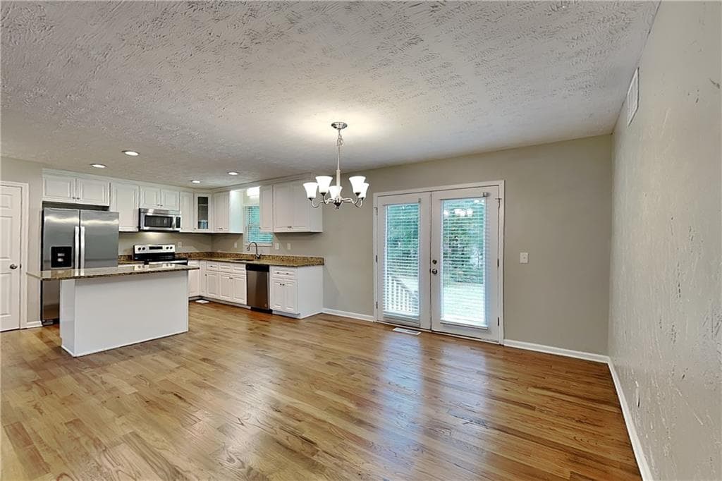 3 bedroom, 2 bathroom, 1,352 sq ft single family residence for rent at 4414 Treeline Way, Douglasville, GA 30135 for $1,840 a month — photo 6