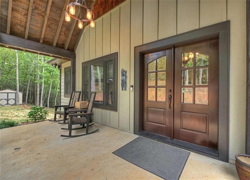4 bedroom, 5 bathroom, 3,942 sq ft single family residence for sale at 528 Cloudland Drive, Ellijay, GA 30536 — photo 5