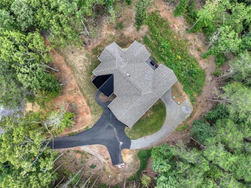 4 bedroom, 5 bathroom, 3,942 sq ft single family residence for sale at 528 Cloudland Drive, Ellijay, GA 30536 — photo 10