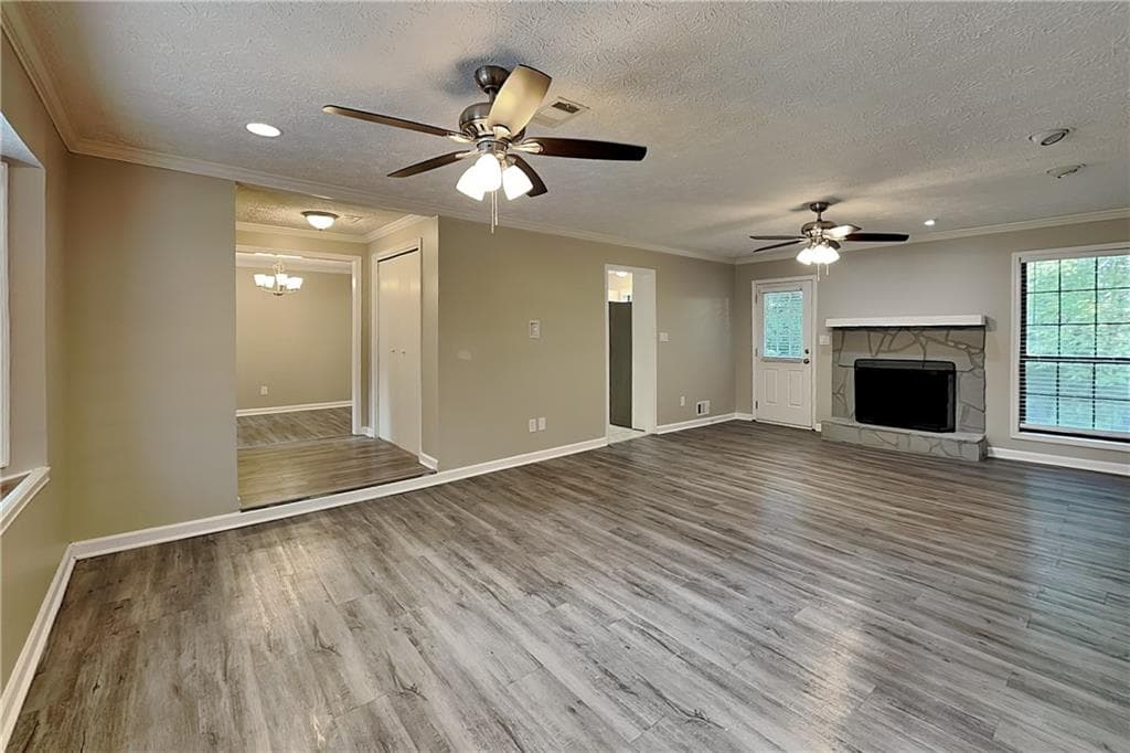 3 bedroom, 2 bathroom, 1,465 sq ft single family residence for rent at 4364 S Landing Drive, Marietta, GA 30066 for $2,500 a month — photo 3